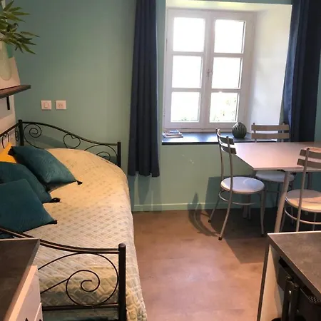 Chez Fabrice 3* Le Pertuis